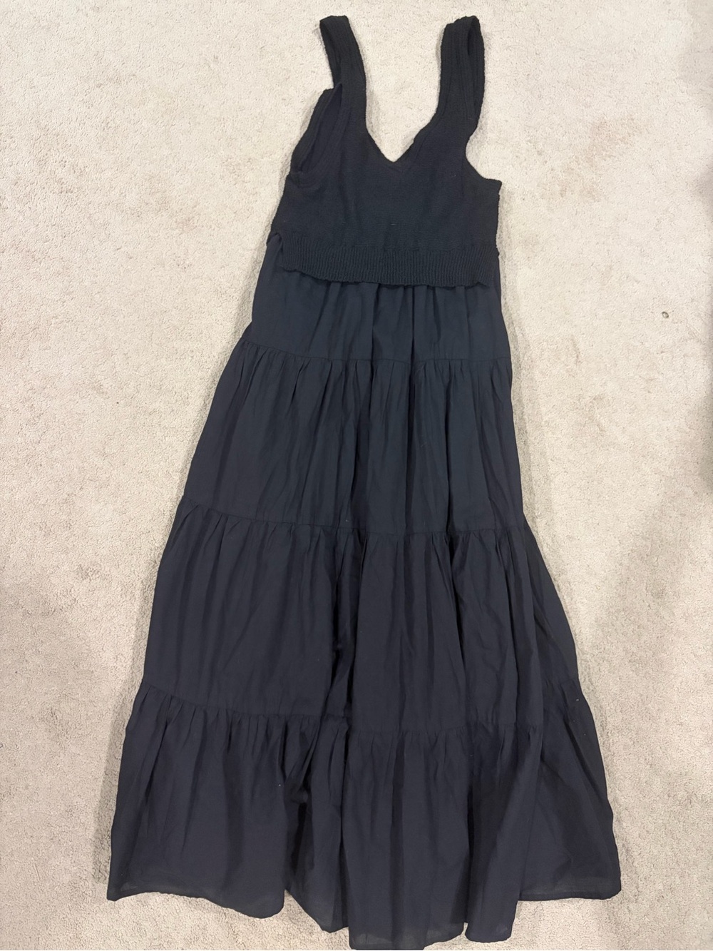 En Saison Black Tiered Maxi Dress with V-Neck Bodice